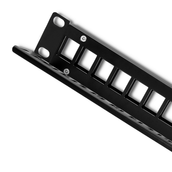 Qoltec Patchpanel 54479 | 24 Ports | Schwarz