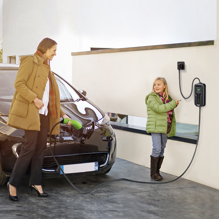 Qoltec Typ-2-EV-Ladegerät 52465 | 3.5kW | 230V | 16A | 5m | SCHUKO 16A | LCD