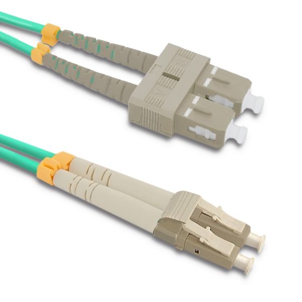 Qoltec Patchkabel Glasfaser LC/UPC - SC/UPC | Multimode | 50/125 | OM4 | Duplex | 5m